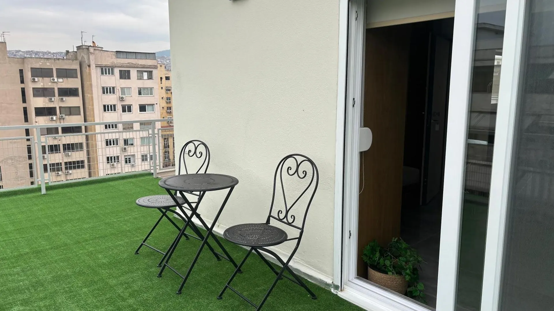 Small Elegant House テッサロニキ ギリシャ