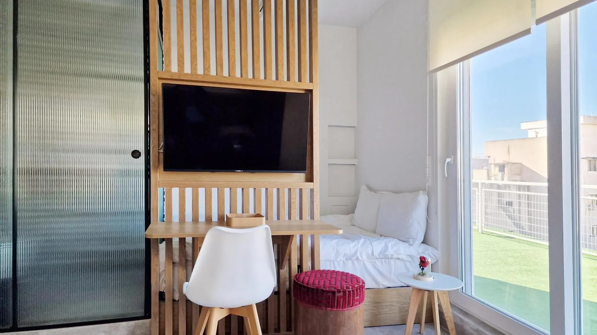 アパート Small Elegant House テッサロニキ ギリシャ